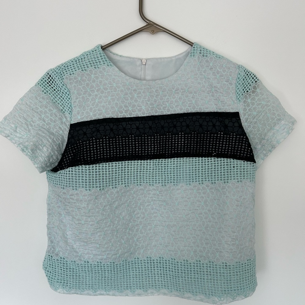 Floral Embroidered Short Sleeve Top Size S